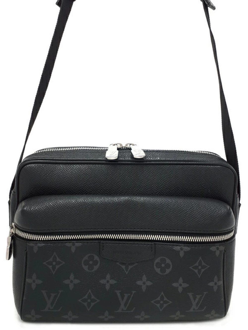 Louis Vuitton Taigarama Outdoor Messenger Shoulder Bag